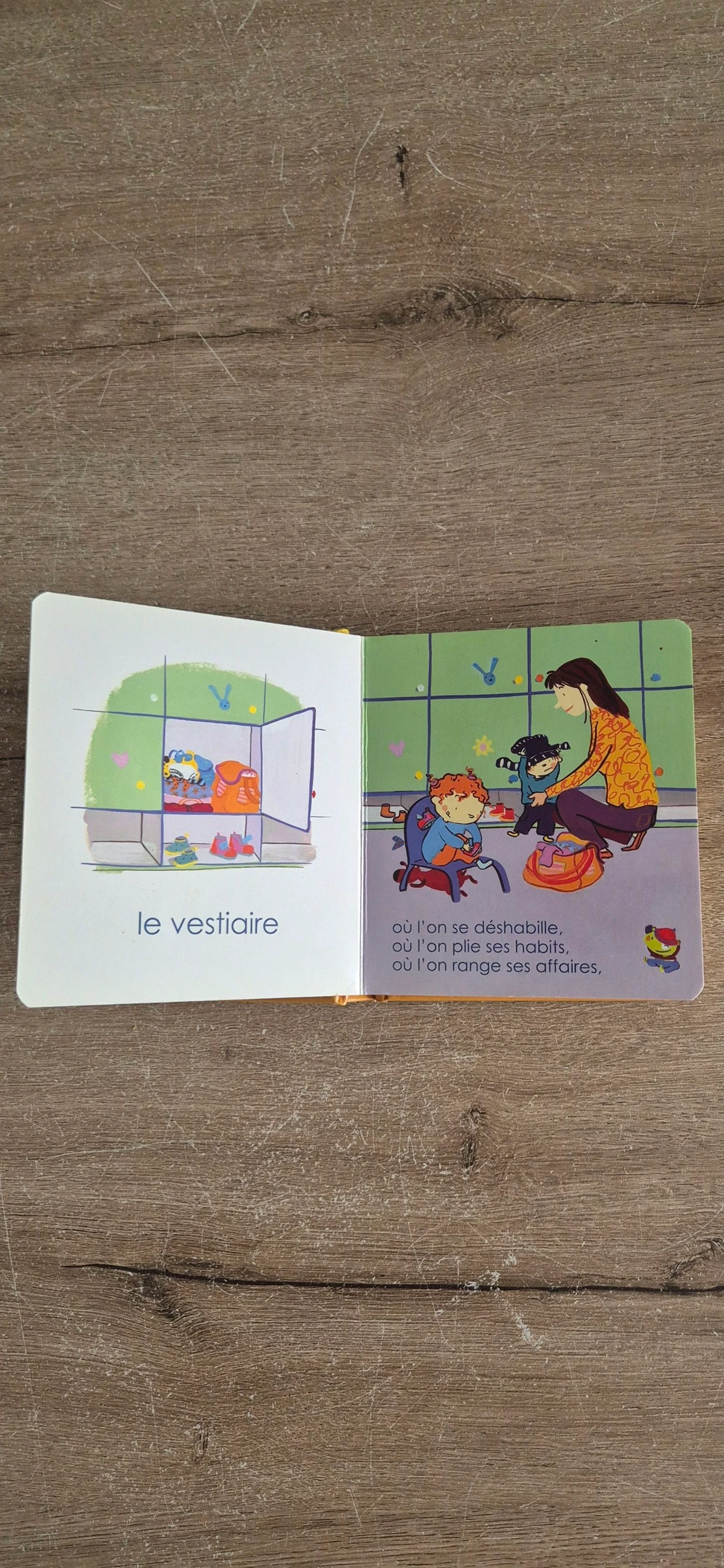 Livre imagier A la crèche  – photo 3